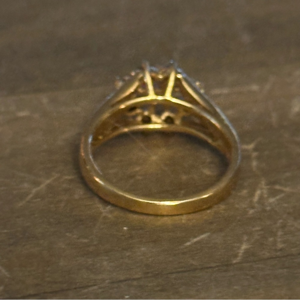 Vintage Simulated Ruby With Clear Rhinestones Ring - image 6